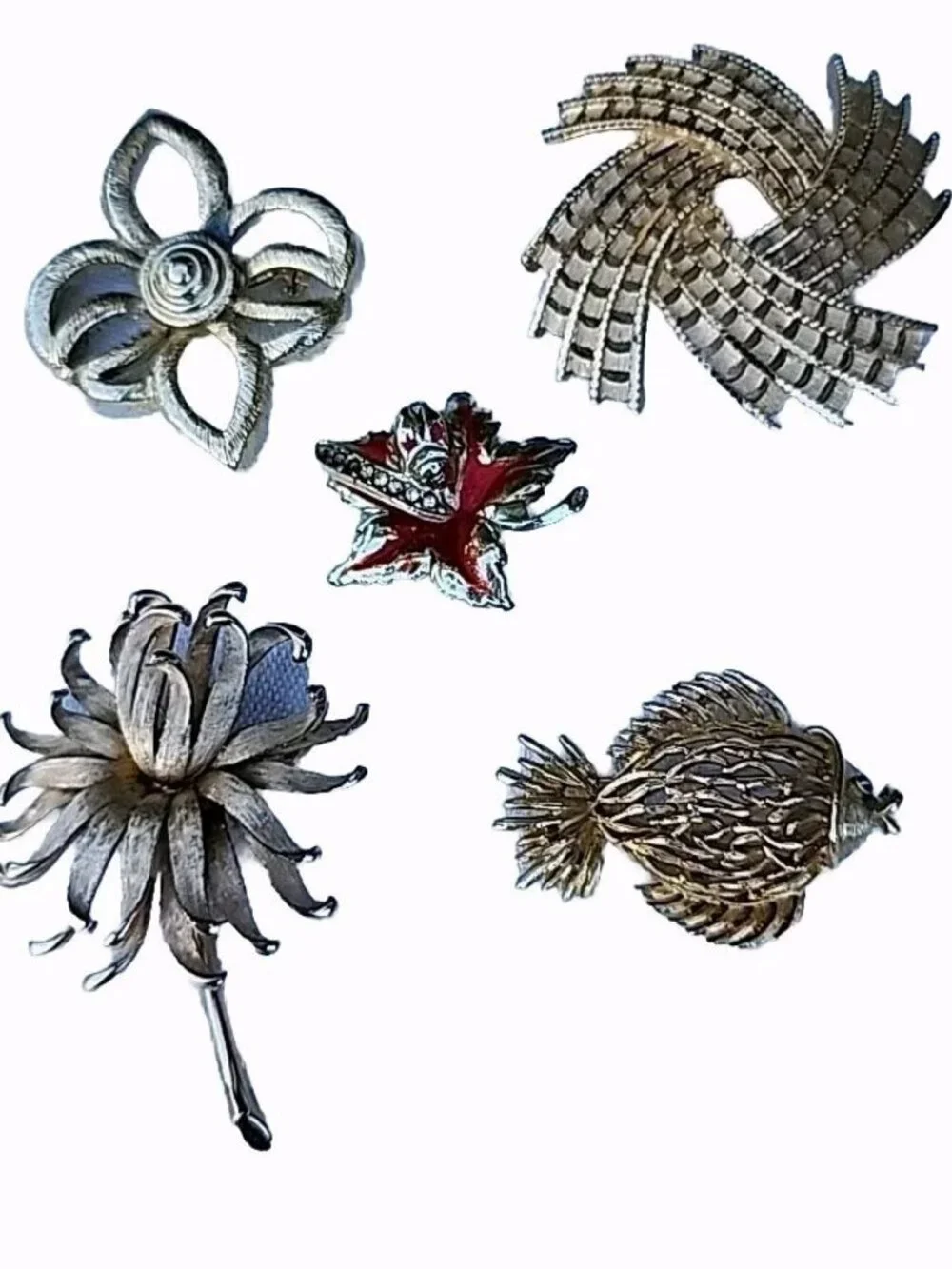VTG MCM Gold Tone Brooch Pinwheel Flower Fish Thistle Leaf W/Ladybug Lot Of 5